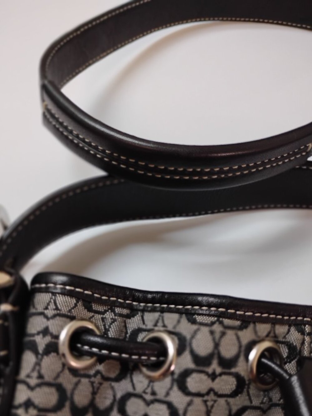 Vintage Coach Y2K Black Signature Jacquard Hobo Bucket Bag — EUC - Picture 8 of 13